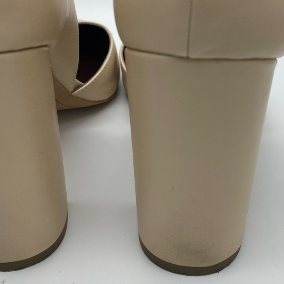 ☘️5 for $40☘️BCBGeneration Franklyn Beige D’Orsay Pumps Block Heel Size 7.5 - Picture 4 of 13